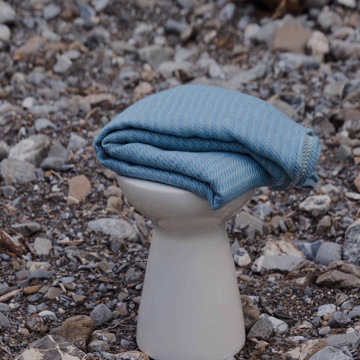 Plaid EVIAN Eau de bleu